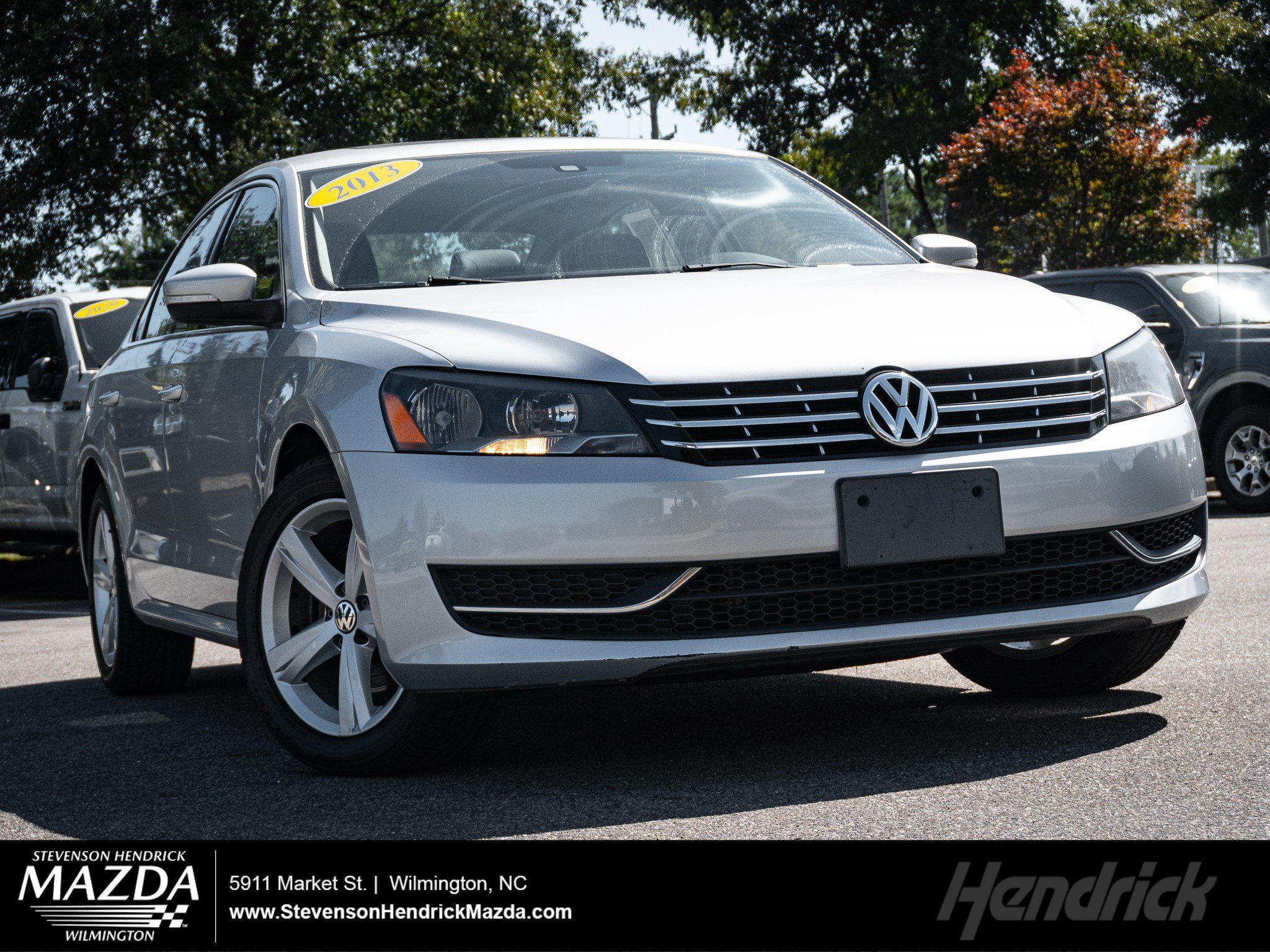 Used 2013 Volkswagen Passat TDI SE FWD image 1