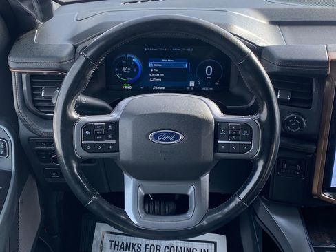 Used 2023 Ford F150 Lightning Lariat image 27