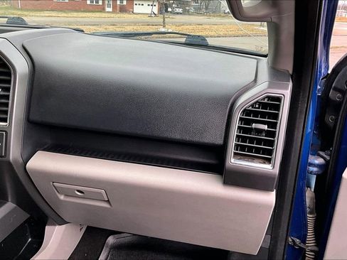 Used 2017 Ford F150 XLT w/ Equipment Group 302A Luxury image 14