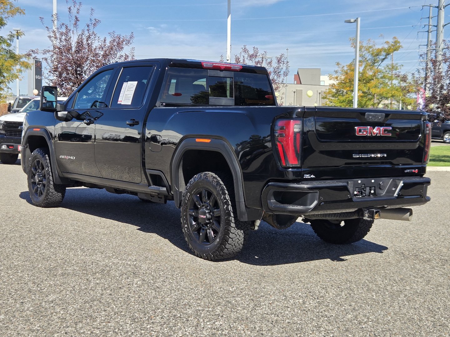 Used 2026 GMC Sierra 2500 AT4 AWD/4WD image 11