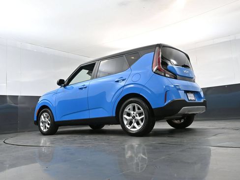 Certified 2024 Kia Soul S FWD image 21