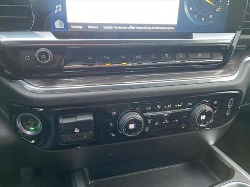 Used 2023 Chevrolet Silverado 1500 LTZ w/ LTZ Premium Package image 16