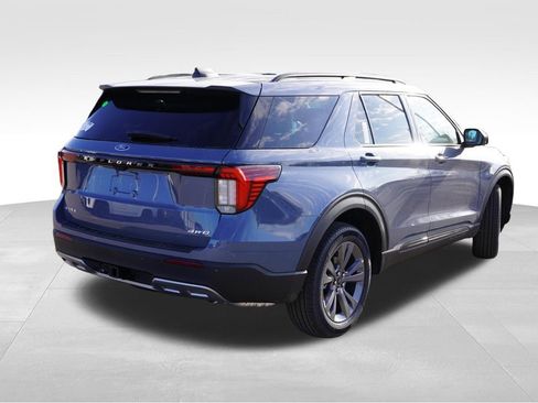 New 2026 Ford Explorer Active AWD/4WD image 3