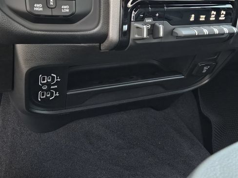 New 2026 RAM 2500 Tradesman AWD/4WD image 19