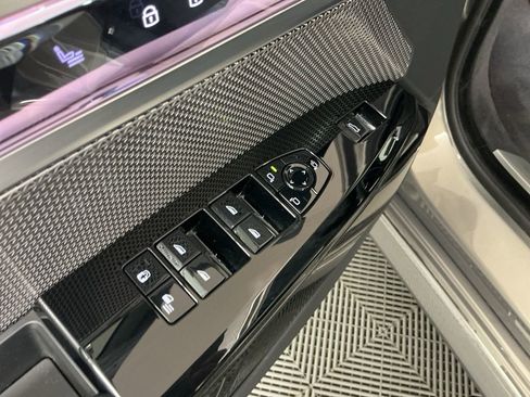 Certified 2024 BMW i7 eDrive50 image 21