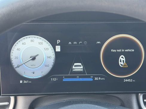 Certified 2024 Hyundai Elantra SEL FWD image 29