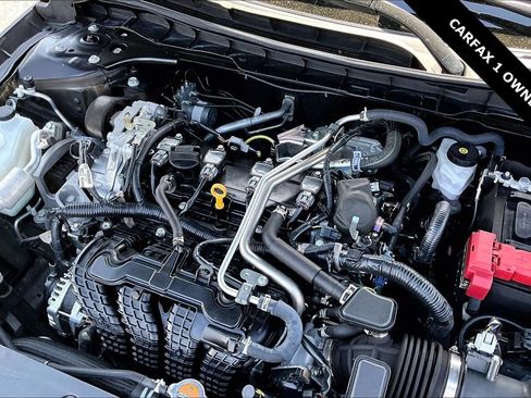 Used 2025 Nissan Altima 2.5 SV image 29