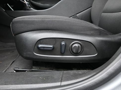 Used 2024 Chevrolet Malibu LT image 21