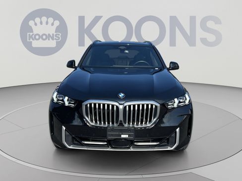 Used 2025 BMW X5 xDrive40i w/ Premium Package AWD/4WD image 11