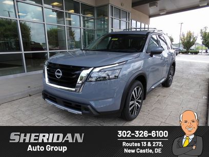 New 2025 Nissan Pathfinder Platinum w/ Cargo Package