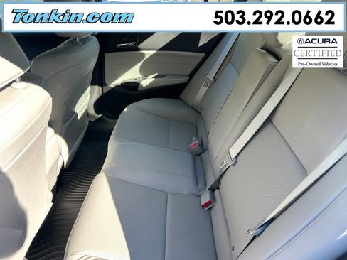 Used 2017 Acura ILX FWD image 11