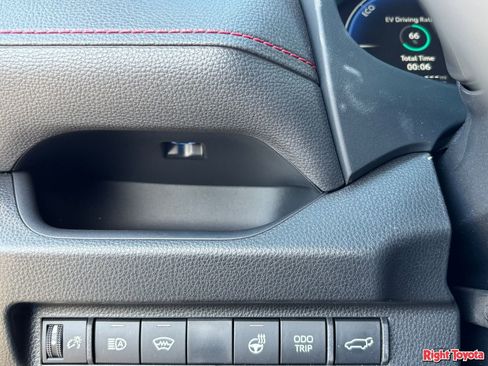 Certified 2025 Toyota RAV4 XSE w/ Weather Package AWD/4WD image 31