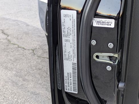 Used 2022 RAM 2500 Laramie image 30