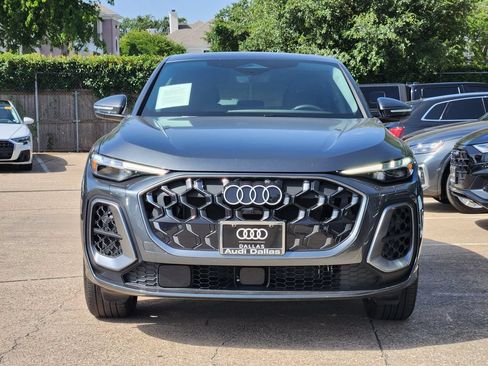 Certified 2025 Audi Q5 Premium Plus w/ Premium Plus AWD/4WD image 4