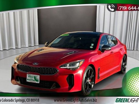 Used 2018 Kia Stinger GT2 image 1