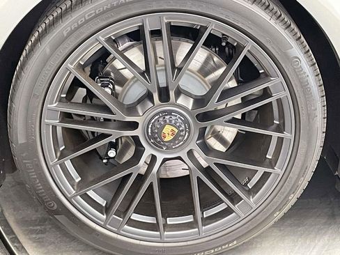 Used 2025 Porsche Panamera GTS image 13