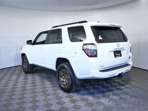 Used 2023 Toyota 4Runner 40th Anniversary SE image 6
