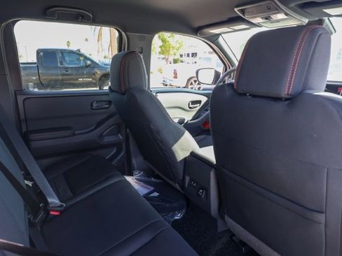 New 2026 Nissan Frontier Pro-X w/ Pro-X Convenience Package image 16