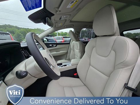 Certified 2025 Volvo XC60 T8 Plus w/ Protection Package Premier AWD/4WD image 13