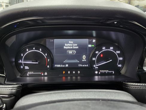 Used 2021 Lincoln Corsair AWD w/ Premium Package image 29