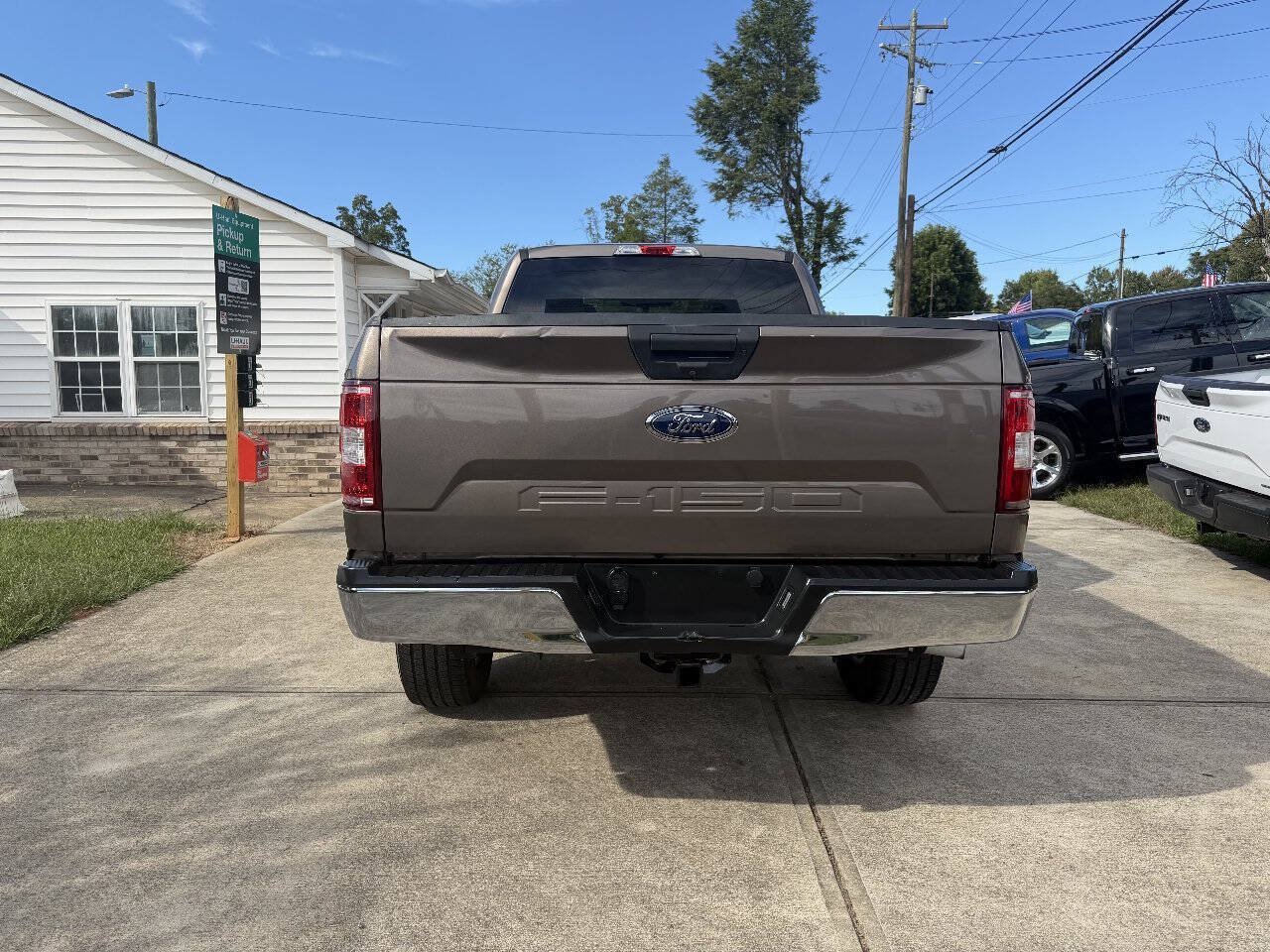 Used 2019 Ford F150 XLT w/ Trailer Tow Package AWD/4WD image 6