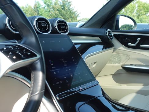 Used 2022 Mercedes-Benz C 300 C 300 4MATIC Sedan image 8