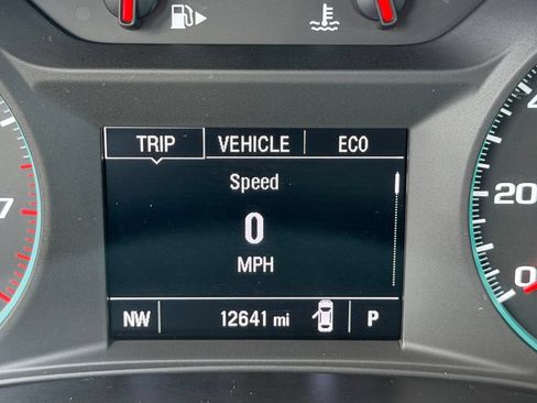 Used 2025 Chevrolet Malibu LT FWD image 16