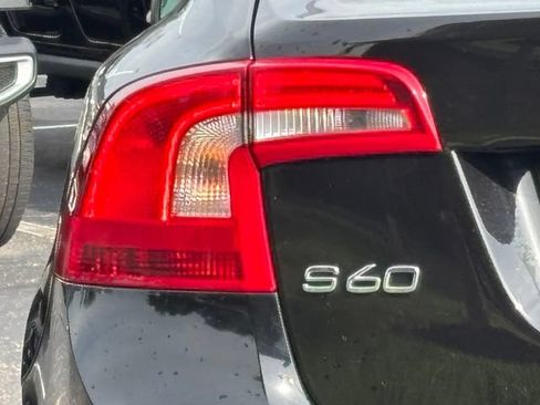 Used 2017 Volvo S60 T5 Dynamic w/ Vision Package AWD/4WD image 11