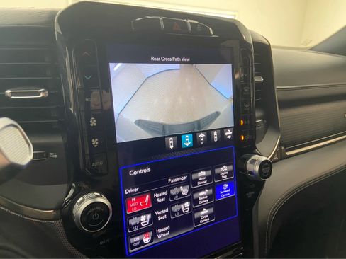 Used 2019 RAM 2500 Limited image 29