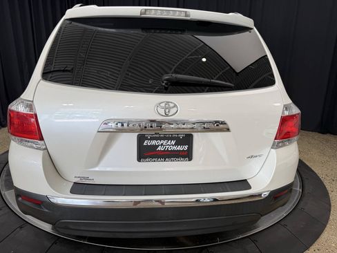 Used 2013 Toyota Highlander Limited AWD/4WD image 7