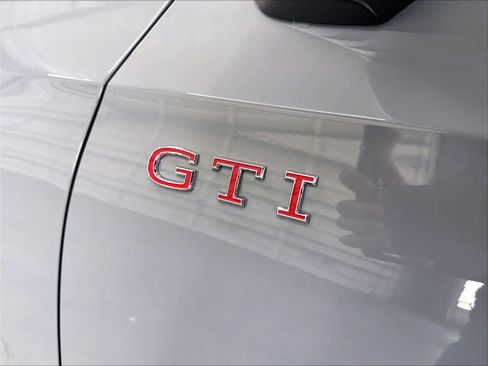 Used 2026 Volkswagen GTI Autobahn FWD image 34