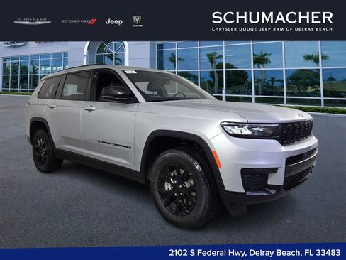 New 2025 Jeep Grand Cherokee L Laredo RWD image 1