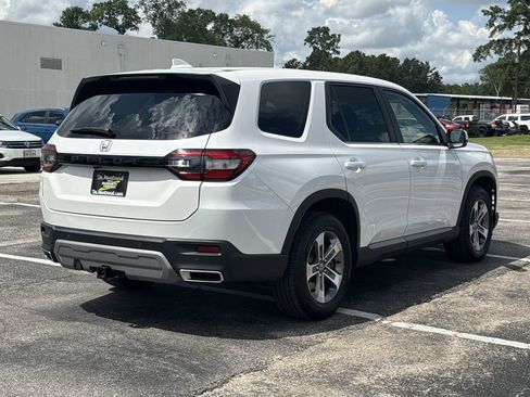 Used 2025 Honda Pilot EX-L image 5