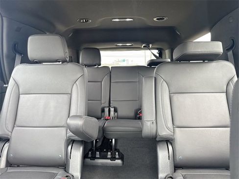 Used 2022 Chevrolet Tahoe LT w/ Luxury Package image 30