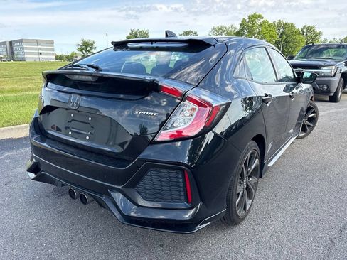 Used 2017 Honda Civic Sport image 11