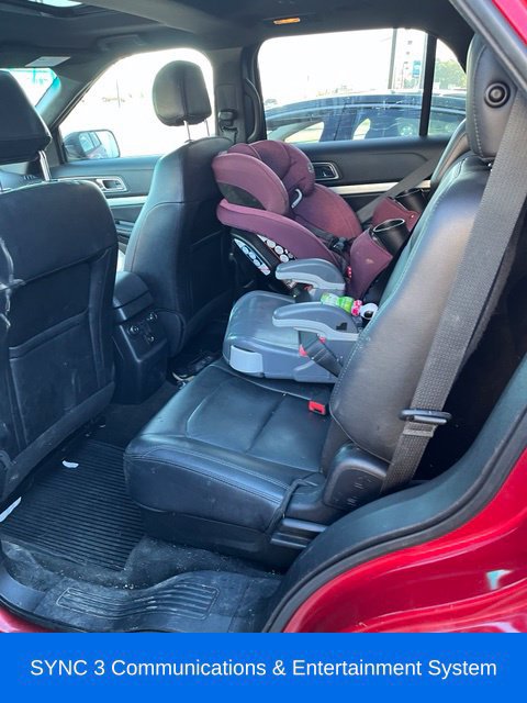 Used 2017 Ford Explorer XLT w/ Equipment Group 202A AWD/4WD image 7