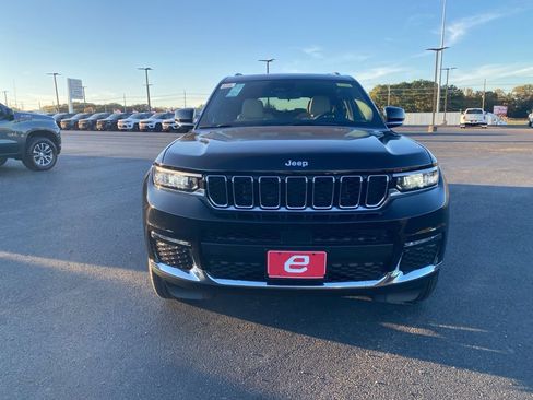 New 2025 Jeep Grand Cherokee L Limited image 2