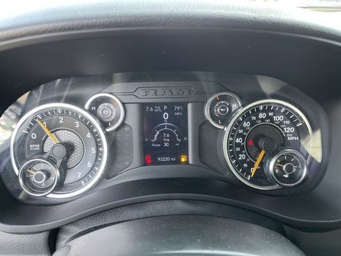 Used 2021 RAM 3500 Tradesman w/ Chrome Appearance Group AWD/4WD image 15