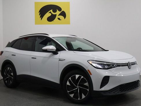 Used 2022 Volkswagen ID.4 Pro image 2