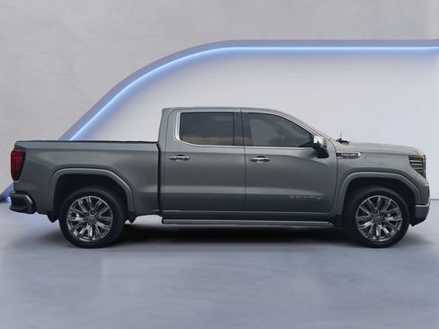 Used 2025 GMC Sierra 1500 Denali w/ Denali Reserve Package AWD/4WD image 6
