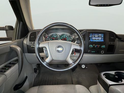 Used 2012 Chevrolet Silverado 2500 LT w/ Suspension Package, Off-Road RWD image 16