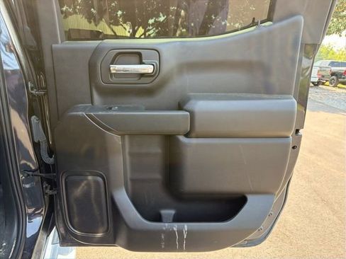Used 2023 Chevrolet Silverado 1500 Custom AWD/4WD image 12