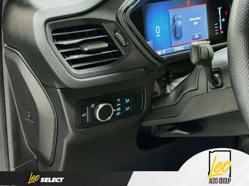 Used 2023 Ford Escape ST-Line w/ Tech Pack #1 AWD/4WD image 13