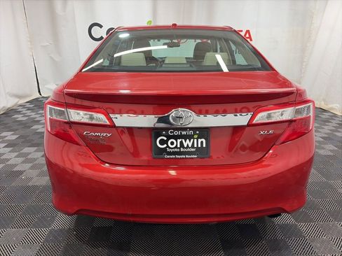Used 2014 Toyota Camry XLE w/ Leather Package FWD image 7