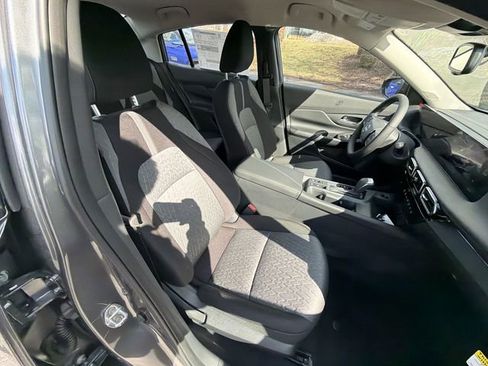 New 2026 Nissan Sentra SV w/ SV Convenience Package FWD image 23