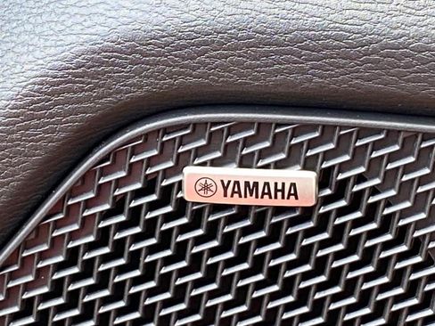 New 2025 Mitsubishi Outlander SE image 12