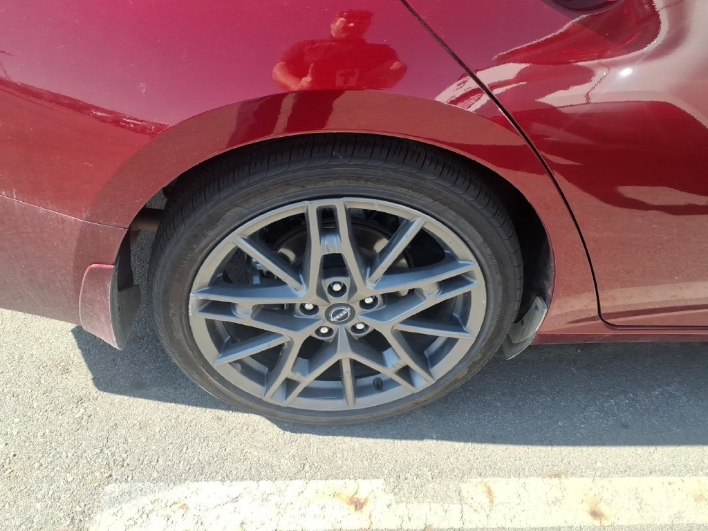 Certified 2024 Nissan Altima 2.0 SR FWD image 9