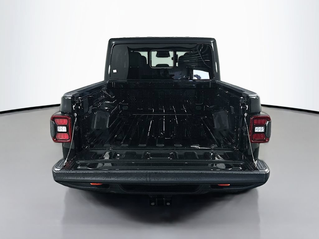 New 2026 Jeep Gladiator Mojave w/ Technology Group AWD/4WD image 16