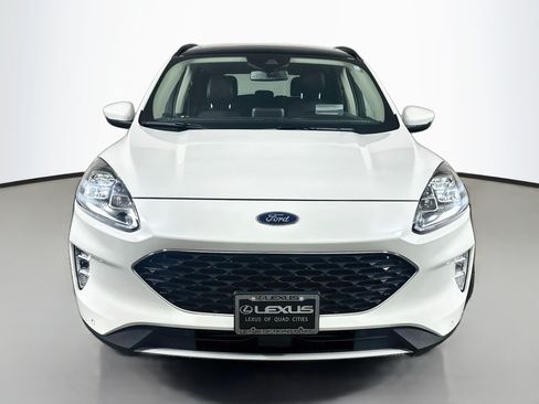 Used 2020 Ford Escape Titanium AWD/4WD image 2