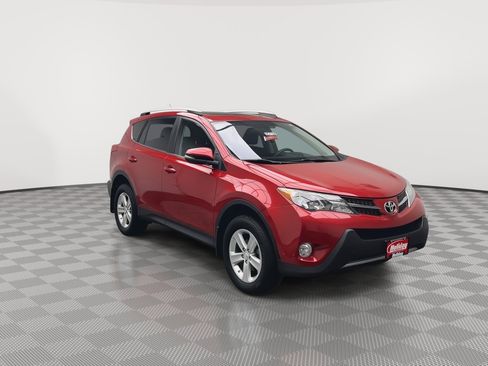 Used 2013 Toyota RAV4 XLE image 27